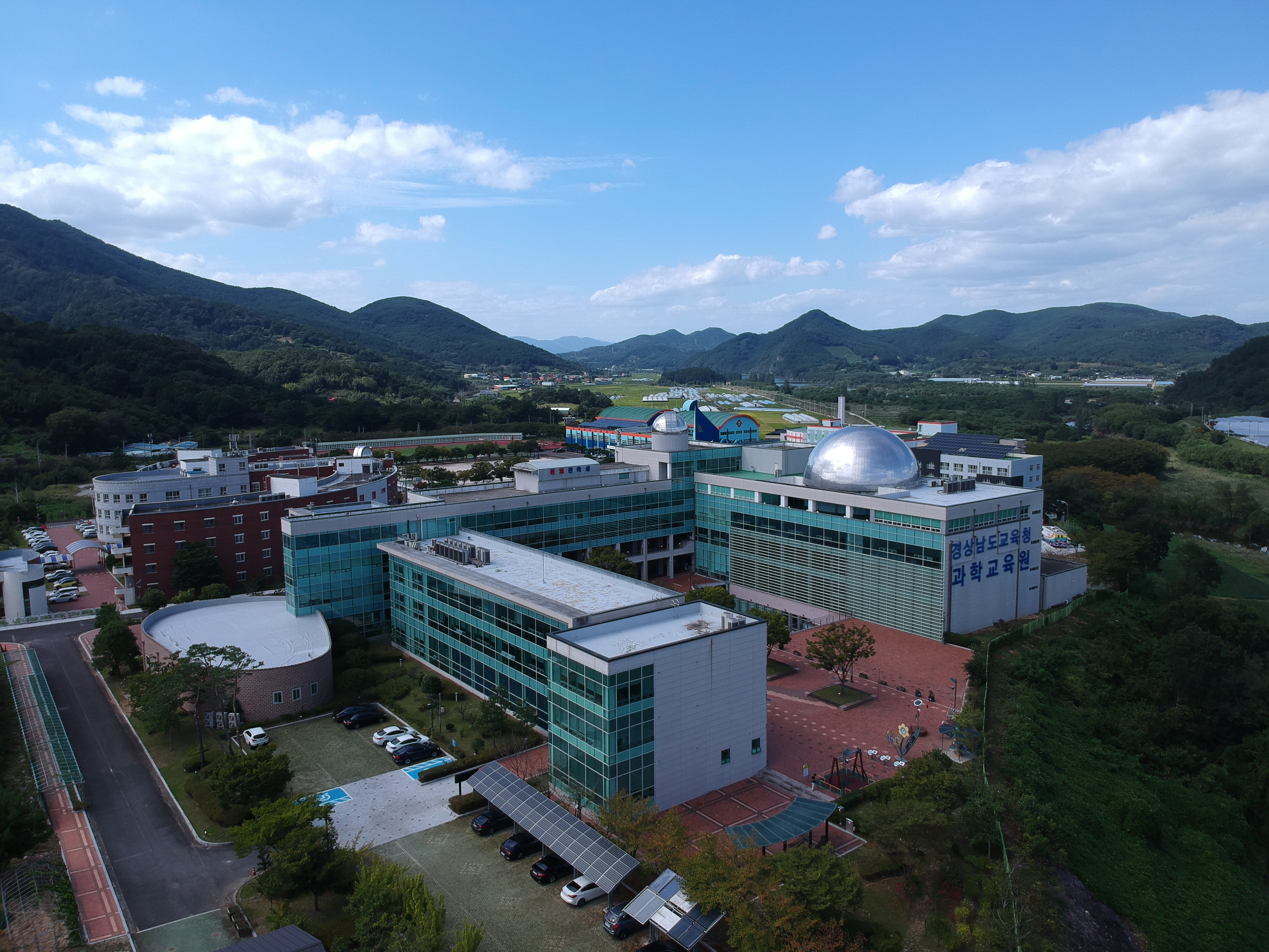 과학교육원, 경남발명교육센터·이동과학버스 대변화 [2번째 이미지]